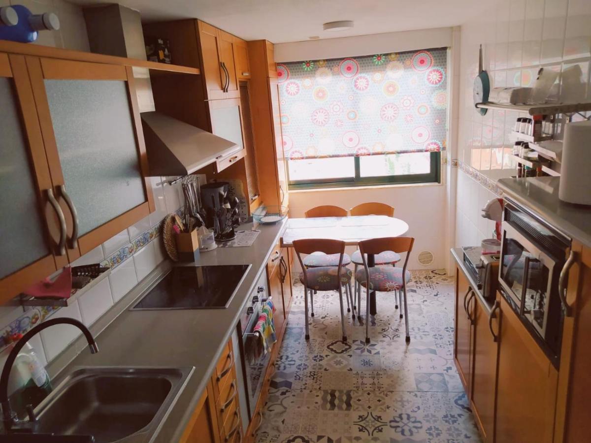 Duplex Amplio,Parking Wifi, 2 Terrazas, Bien Conectado Con Playas, Zona Segura Apartment Vigo Bagian luar foto