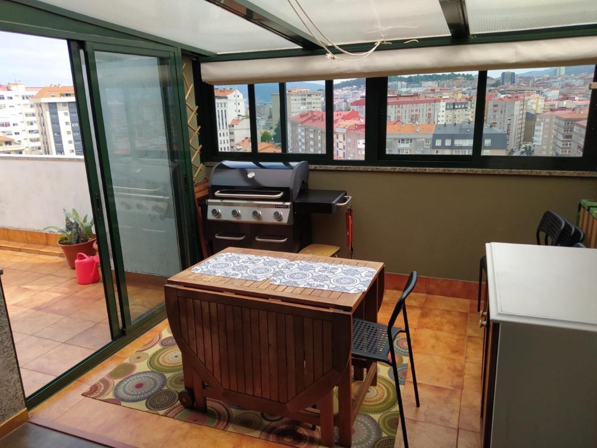 Duplex Amplio,Parking Wifi, 2 Terrazas, Bien Conectado Con Playas, Zona Segura Apartment Vigo Bagian luar foto