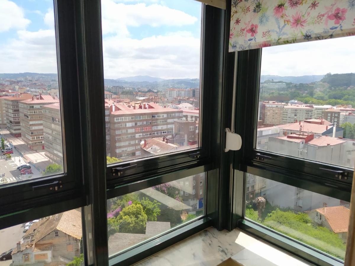Duplex Amplio,Parking Wifi, 2 Terrazas, Bien Conectado Con Playas, Zona Segura Apartment Vigo Bagian luar foto