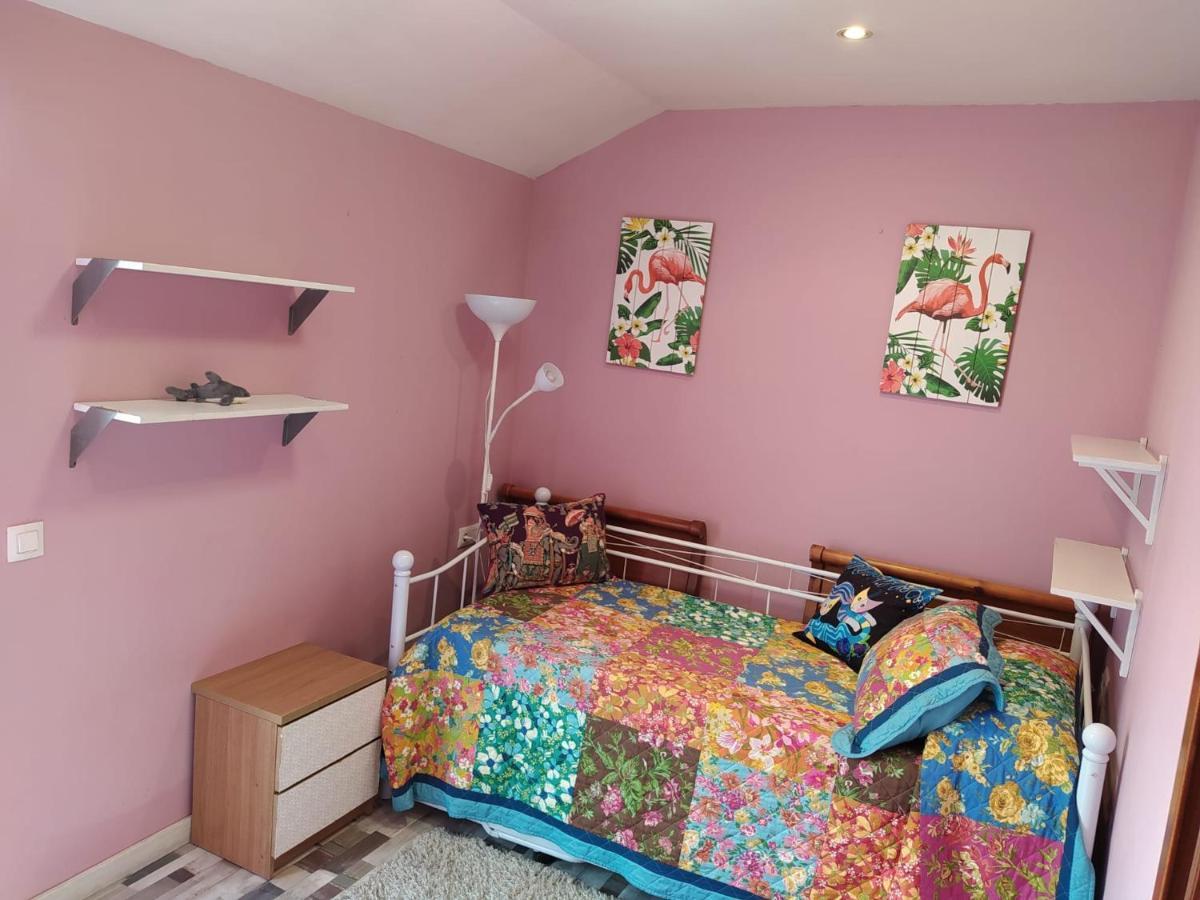 Duplex Amplio,Parking Wifi, 2 Terrazas, Bien Conectado Con Playas, Zona Segura Apartment Vigo Bagian luar foto