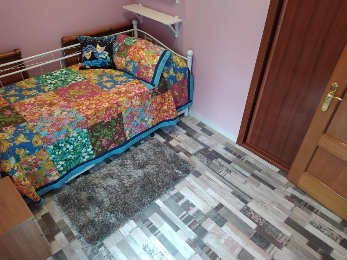 Duplex Amplio,Parking Wifi, 2 Terrazas, Bien Conectado Con Playas, Zona Segura Apartment Vigo Bagian luar foto